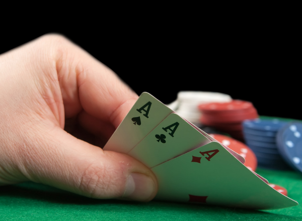 Cash In on the Game: Choosing the Best Online Poker Room for Your Bankroll